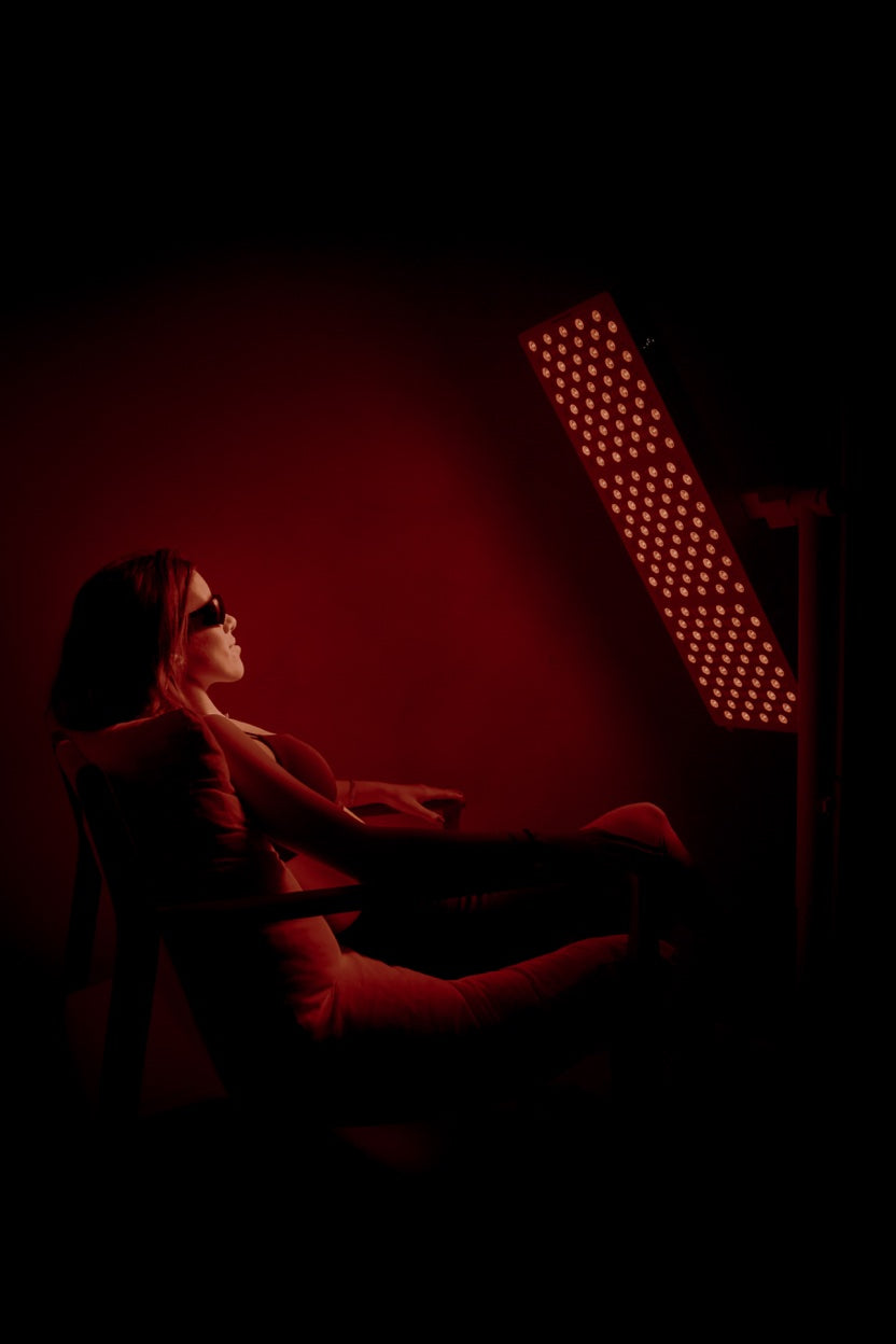 WV300. Panel de luz roja e infrarrojo cercano, con soporte ajustable.